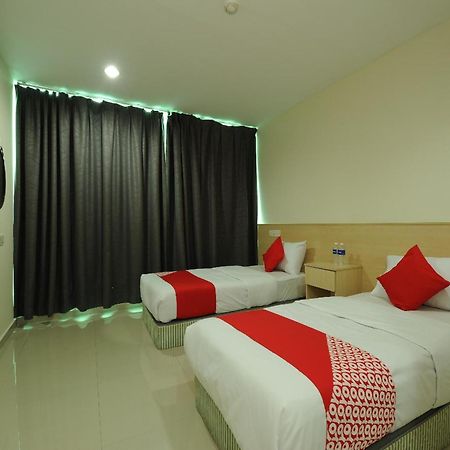 OYO 1055 Batu Caves Star Hotel Bagian luar foto